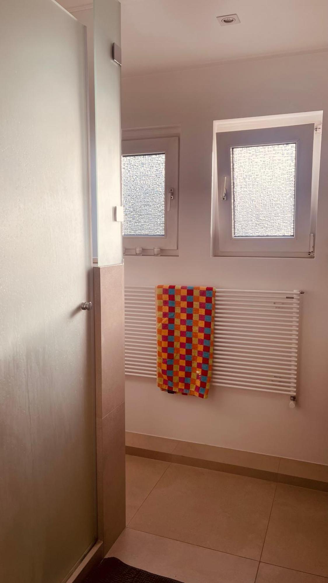 Apartment Ueber 2 Etagen Nahe Bvb-Stadion Und Westfalenhallen Dortmund Exteriör bild